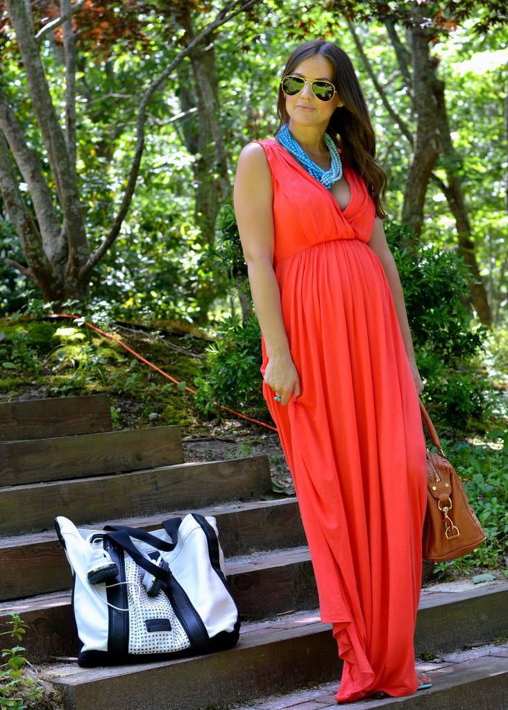31 Trendy Maternity Clothes For The Summer